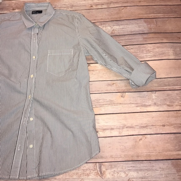 Gap button front top - Picture 2 of 4