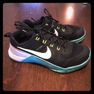 Women's 7.5 turquoise&black Crossfit Nike Metcons