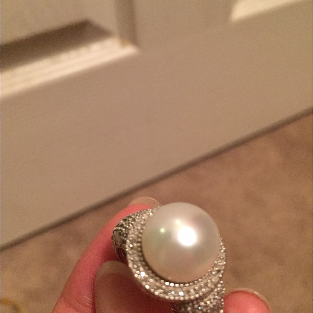 Ring - Picture 5 of 7
