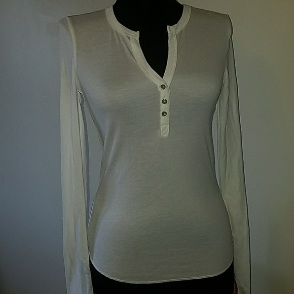 🆕PINK Victoria's Secret Pink Top - Picture 1 of 5