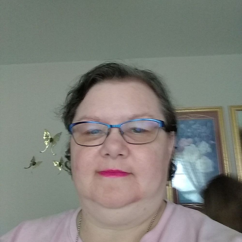 Meet your Posher, Angie