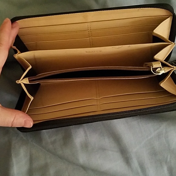Coach Wallet - Picture 2 of 2