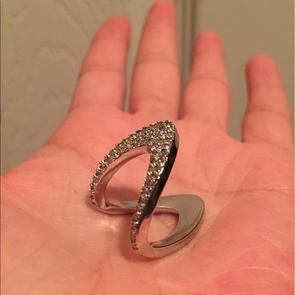 Ring - Picture 4 of 4