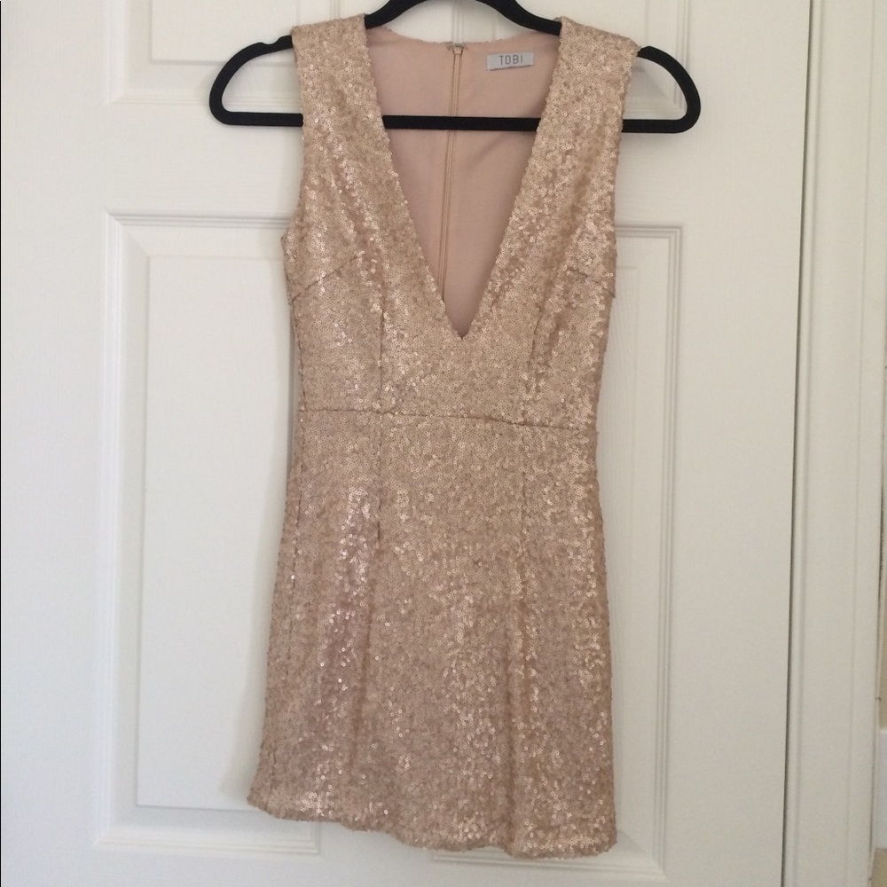 Gold sequin bodycon dress
