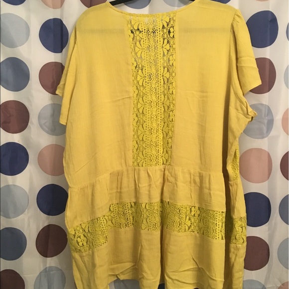 Lace Inset Tunic - Picture 2 of 4