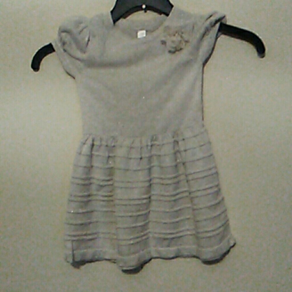 ⭐⭐⭐ DONATED ITEM⭐⭐⭐Casual Dress