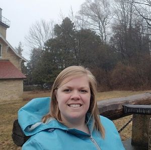 Meet your Posher, Crystal