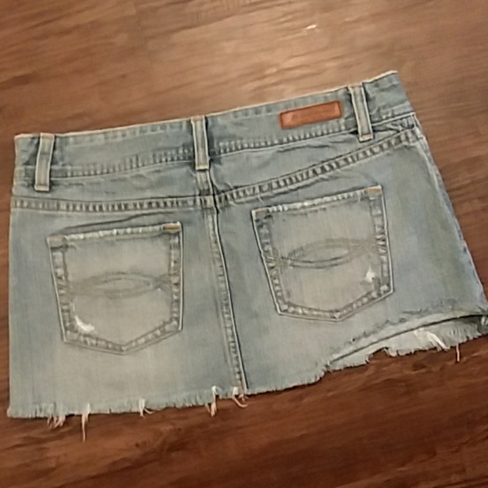 Abercrombie and Fitch Skirt - Picture 4 of 7