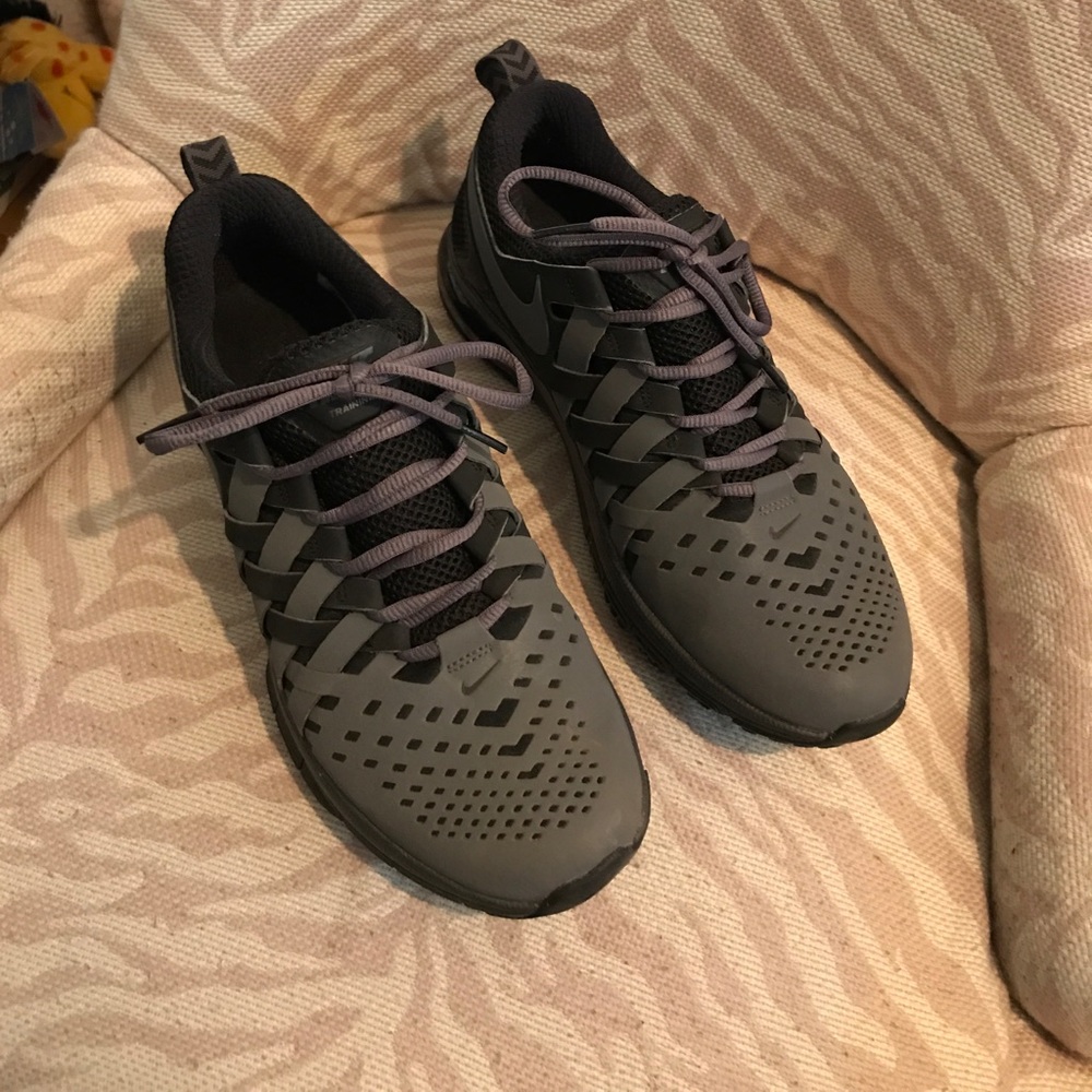 Nike finger trap max