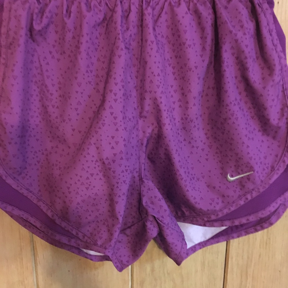 Nike DRI-FIT Tempo shorts. Like New - Picture 1 of 4