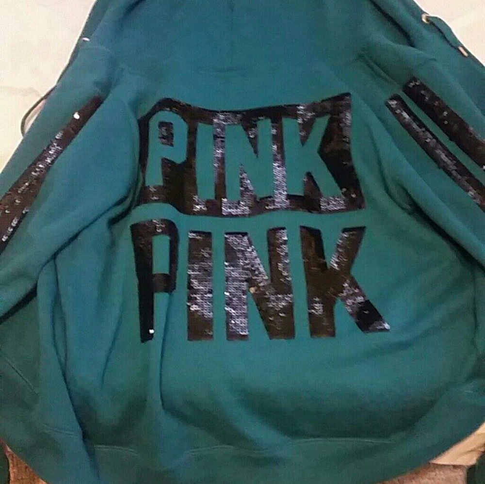 Like new bling vs pink hoodie