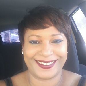 Meet your Posher, Traci