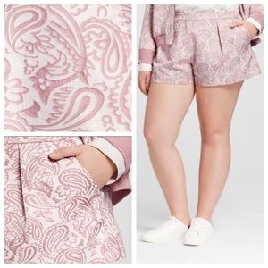 Victoria Beckham blush floral plus size shorts 20
