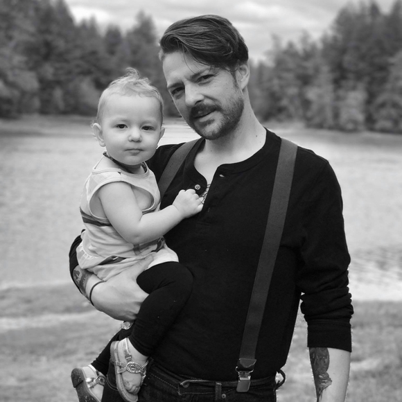 Meet your Posher, William - Picture 1 of 1