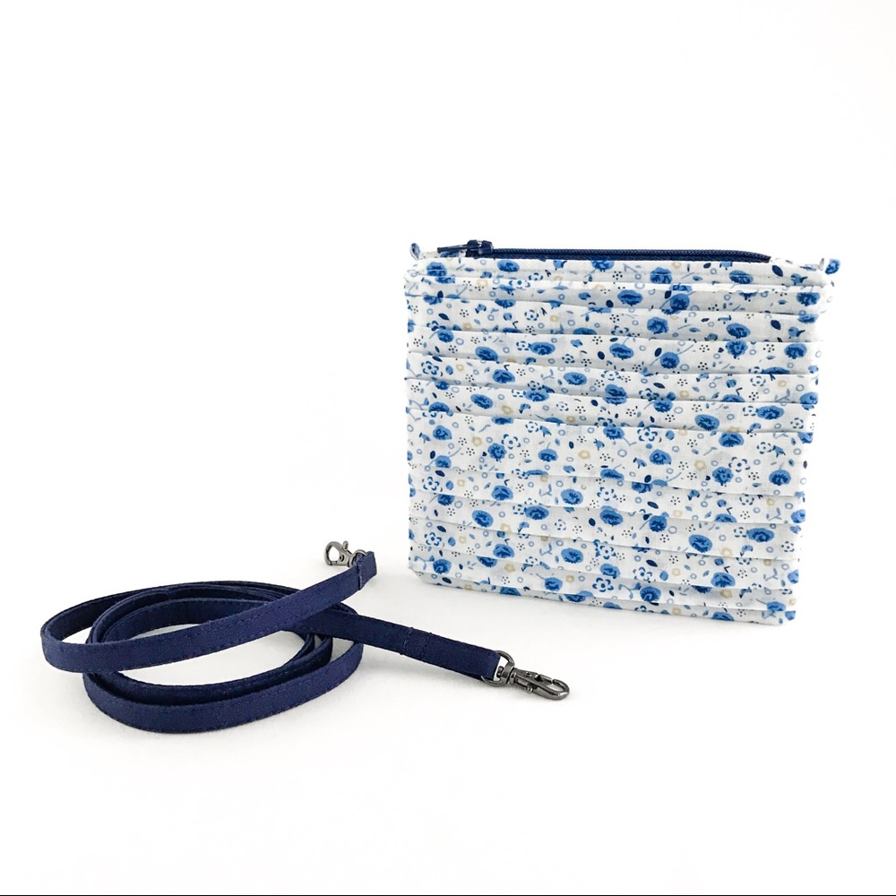 Mini Crossbody - Picture 2 of 8