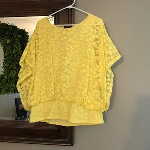 Adorable yellow Blouse