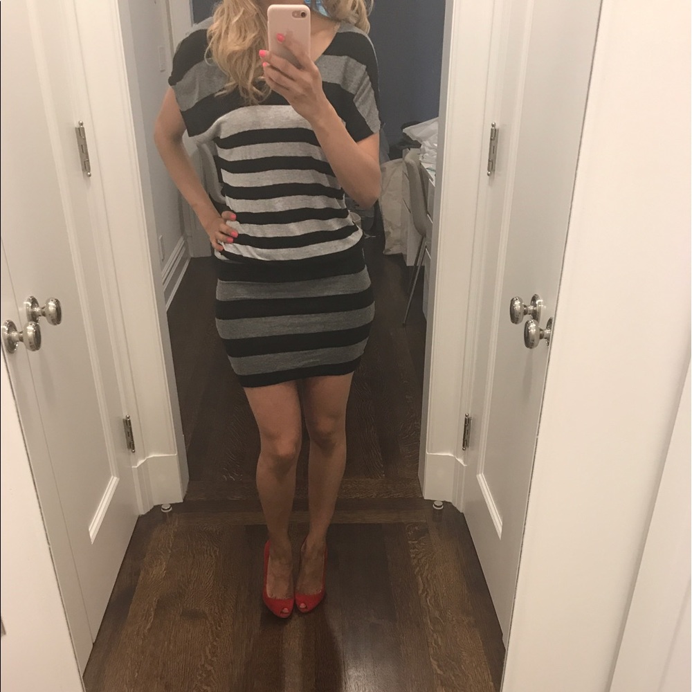 Soft Joie grey striped dress XS