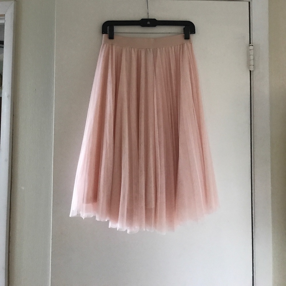 SALE 🎉Blush tulle skirt. Charlotte Russe. Size M