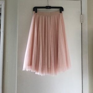 SALE 🎉Blush tulle skirt. Charlotte Russe. Size M