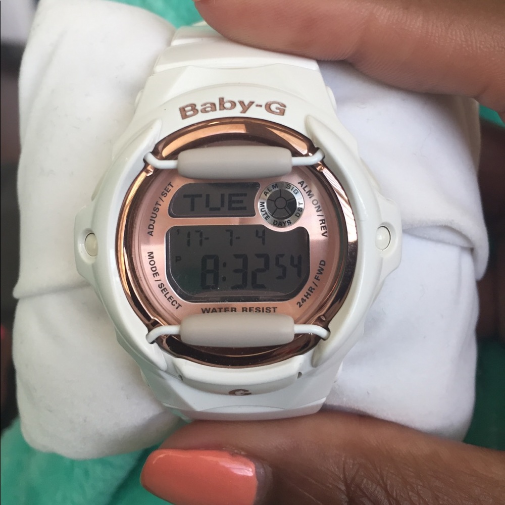 Baby G Shock White and Rose Gold