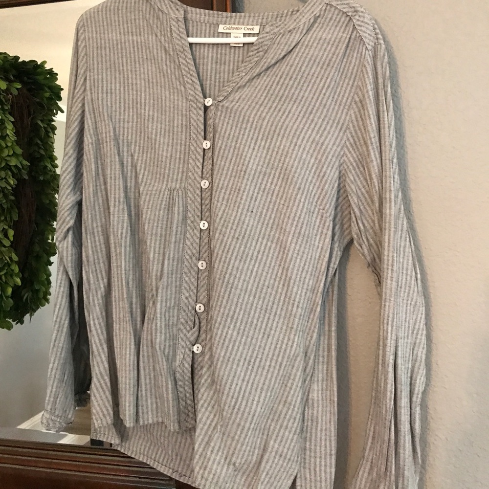 Causal Women's button up Blouse