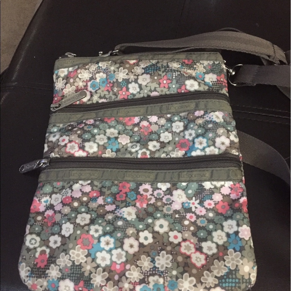 Lesportsac crossbody bag