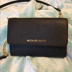 Michael Kors Jet Set Leather Smartphone Crossbody