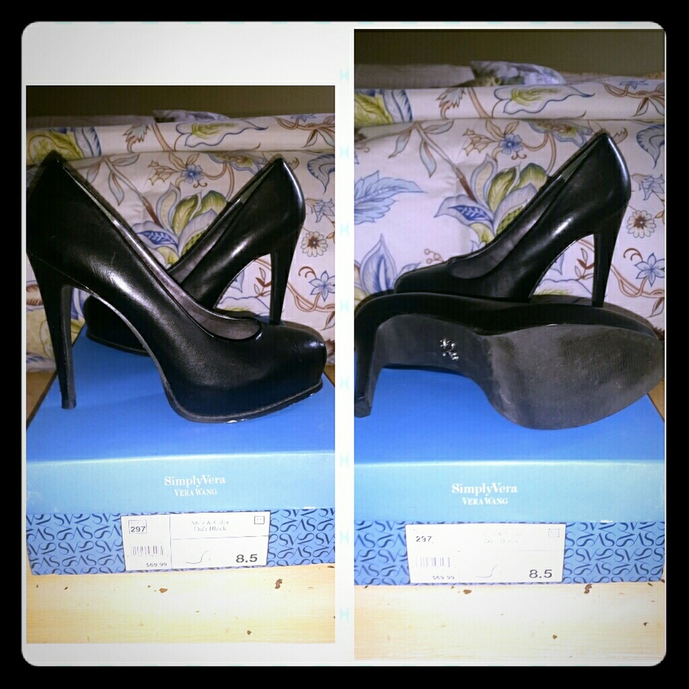 Vera Wang Women's Pumps
