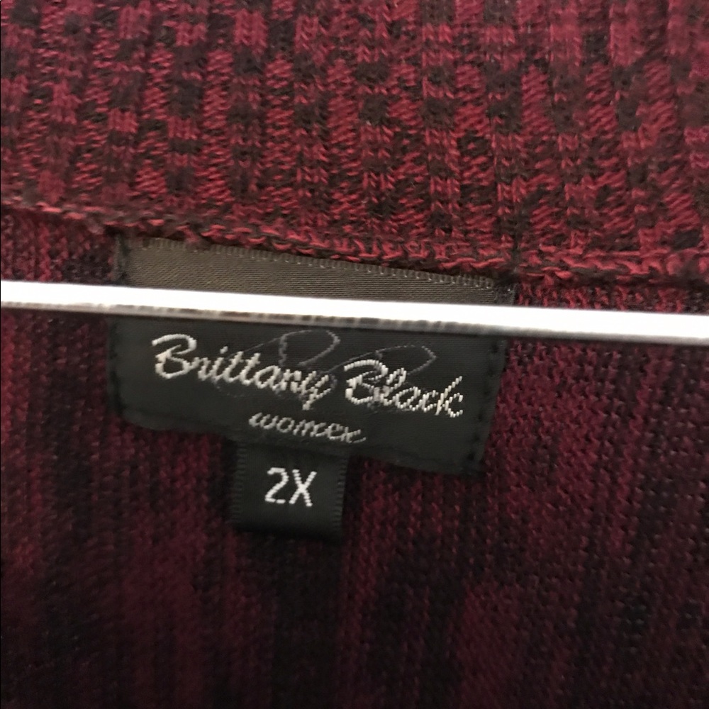 Top - Picture 3 of 3