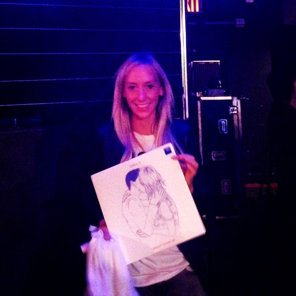 Welcome 🐰 - Picture 6 of 7