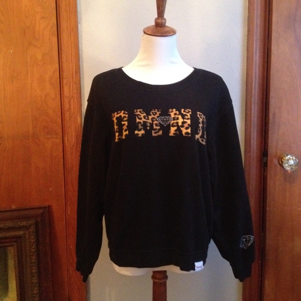 Diamond Crewneck