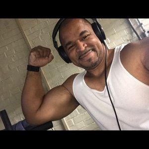 Meet your Posher, Kenneth