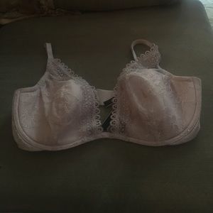 36DD Victoria Secrat Bra