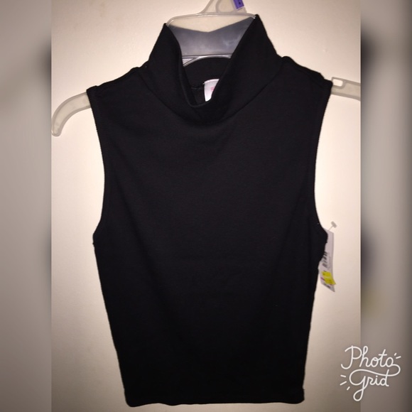 Tops - Black top