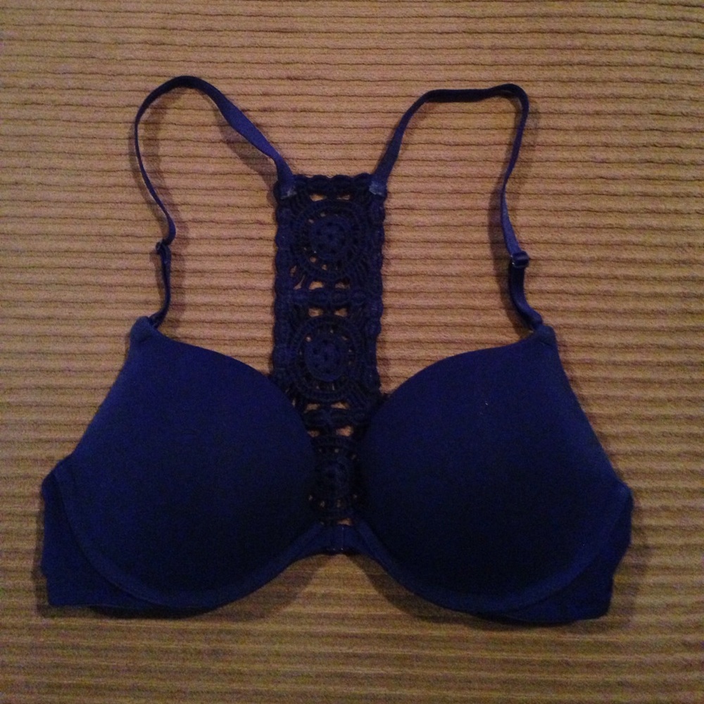 Victoria's Secret Crochet Back Push up Bra 32C