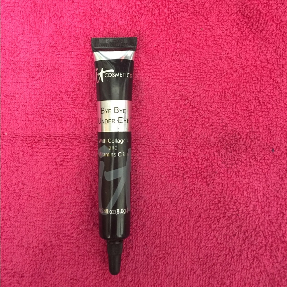 Bye bye under eye concealer