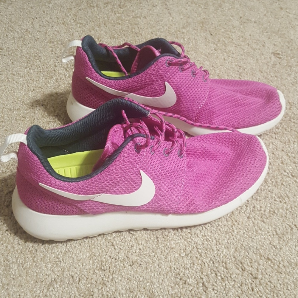 Women's Nike Roshe