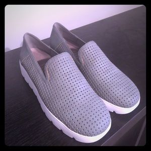 Women's Gray and white Aerosoles casual shoes