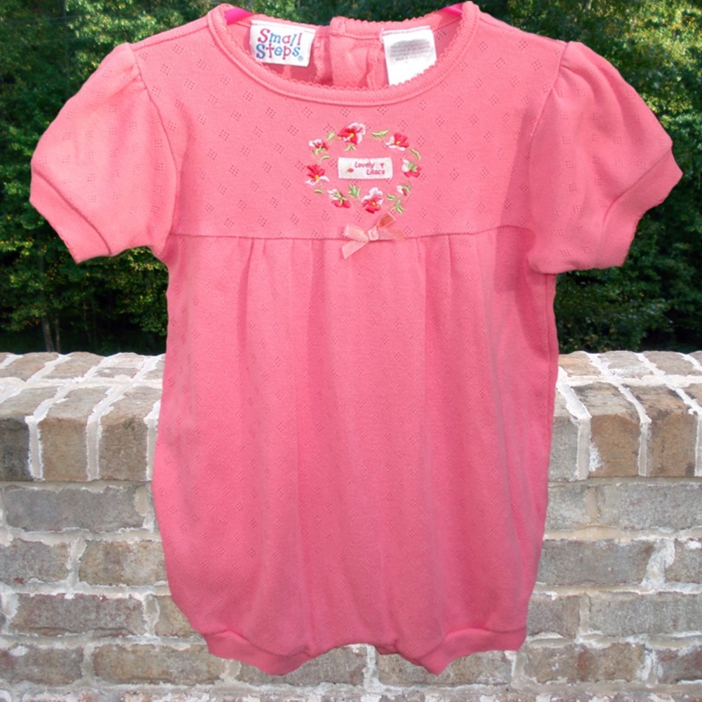 Small Steps Onesie - Size 24 months