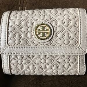 Tory Burch Bryant Leather Neutral Pink Wallet NEW