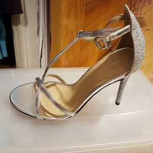 BN Strappy silver pumps