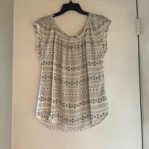 SALE 🎉LC Lauren Conrad top. Size M