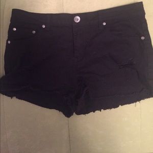 Distressed high waisted shorts