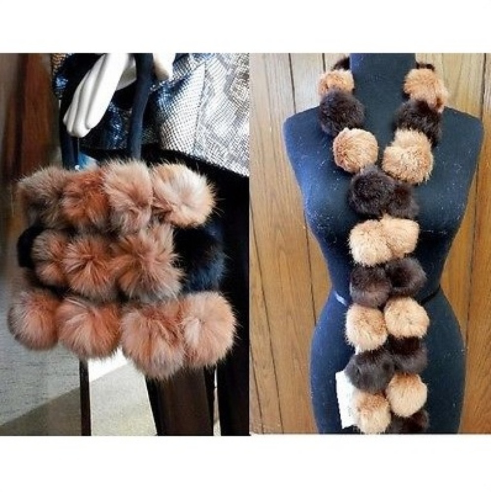 Rex Rabbit Fur Pom Pom Purse & Matching Ball Scarf