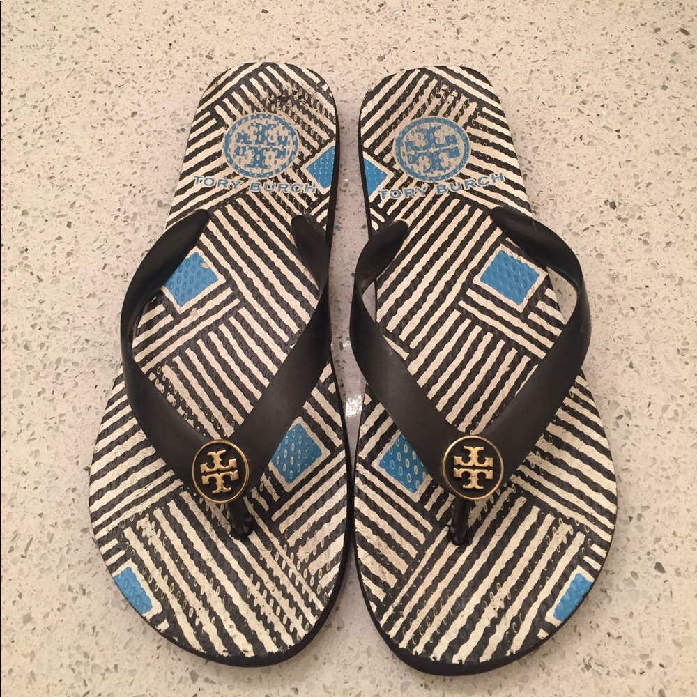 Tory burch flip flops 6 black and white