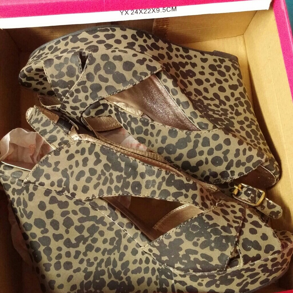 Cupid platform heel shoes