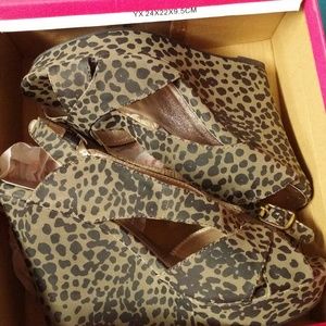 Cupid platform heel shoes