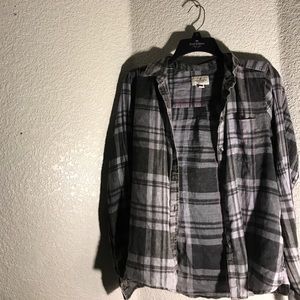 AEO gray and pink flannel