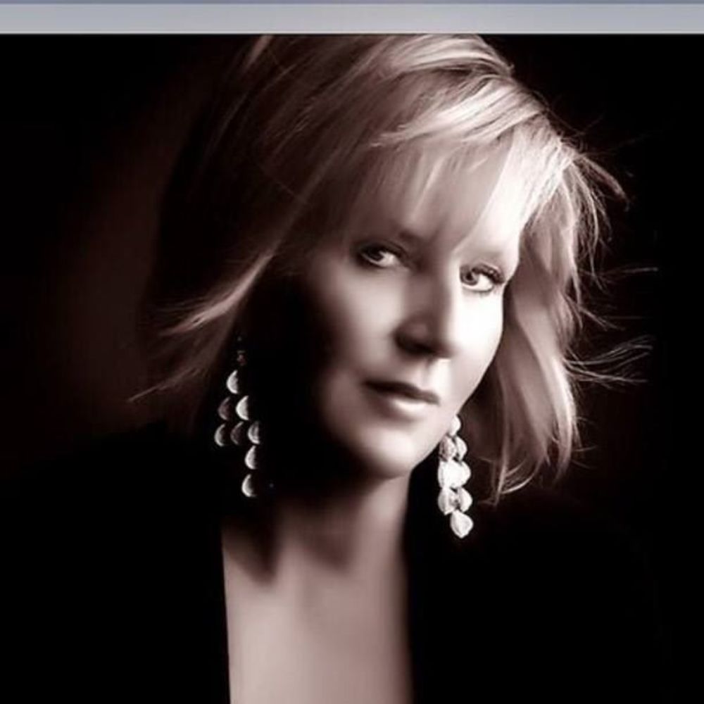 Meet your Pt..osher, Kelly