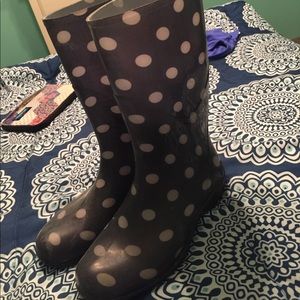Polka dot rain boots